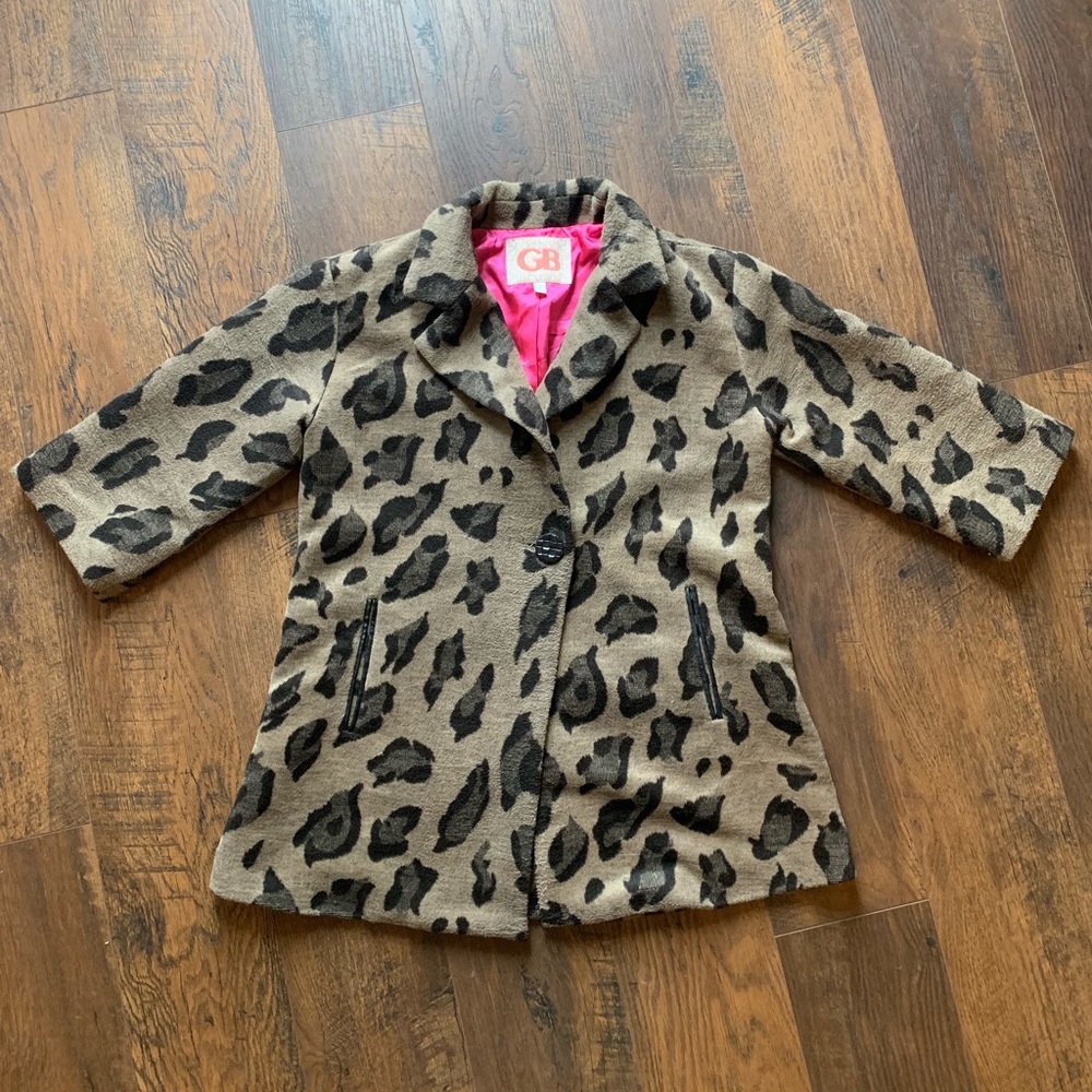 Gianni Bini Faux Leopard Coat
